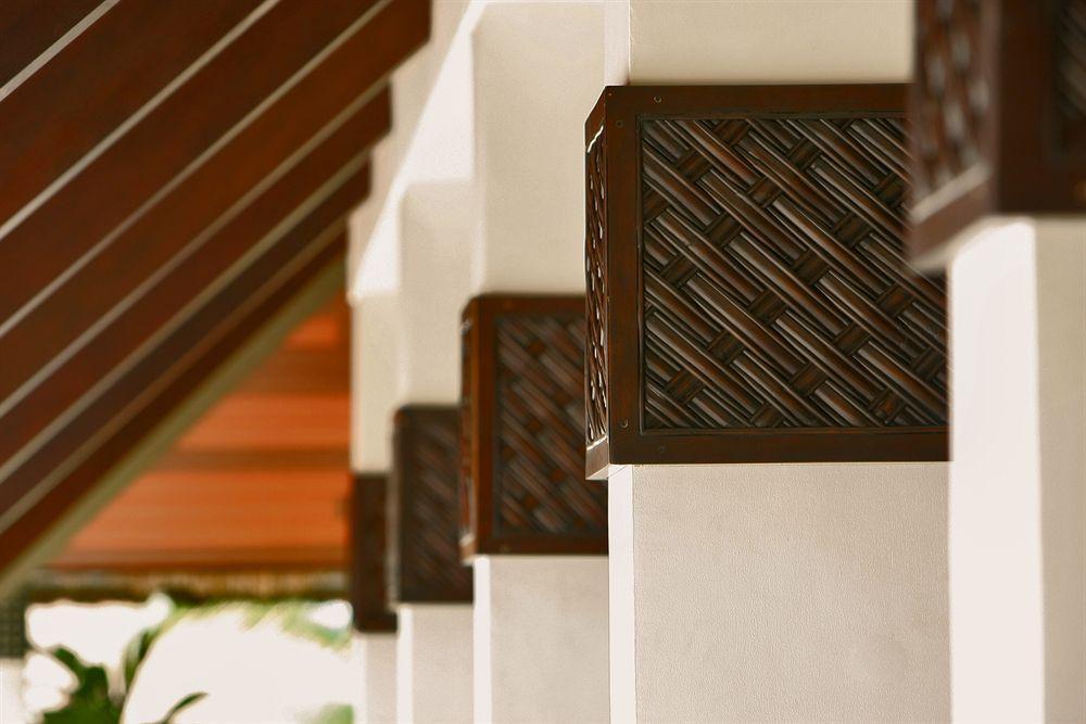 فندق ساوث بالمز ريزورت بانغلاو بنغلاو المظهر الخارجي الصورة Detail of the staircase